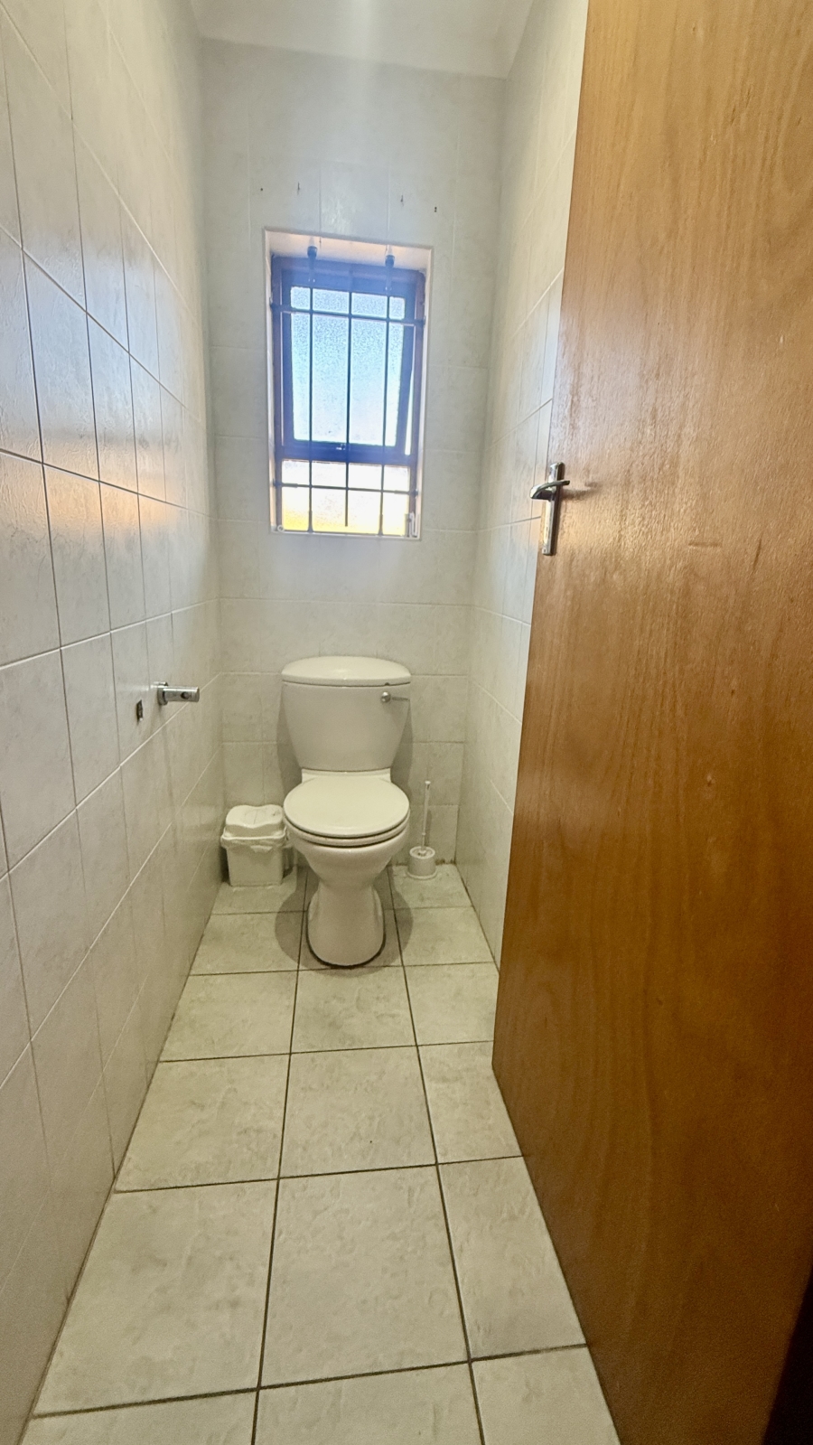 6 Bedroom Property for Sale in Summerstrand Eastern Cape